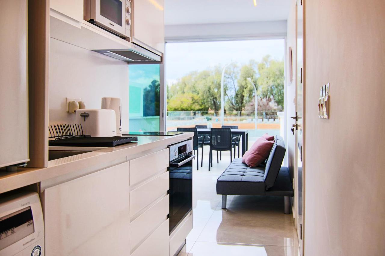 Phaedrus Living - Seaside Luxury Flat Harbour 104 Apartment Paphos Exterior photo